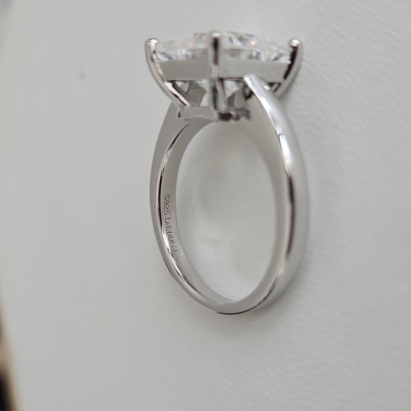 4ct Princess Cut Moissanite Solitaire Band - Picture 6 of 6